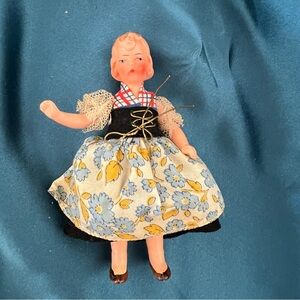 VINTAGE 1930'S GERMAN DOLLHOUSE DOLL